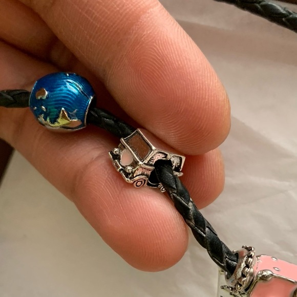 Pandora Leather Double Bracelet Necklace with World Traveler Theme Charms - Picture 8 of 8